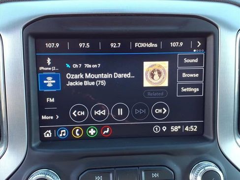 Used 2022 GMC Sierra 1500 SLT image 12