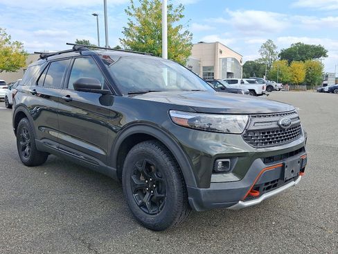 Certified 2022 Ford Explorer Timberline image 3