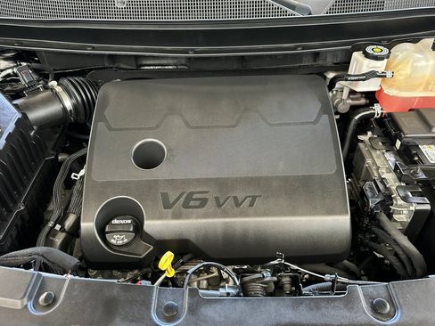 Certified 2023 Chevrolet Traverse LS FWD image 25