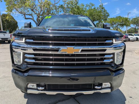 Used 2023 Chevrolet Silverado 2500 High Country AWD/4WD image 8