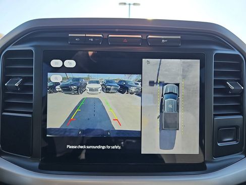 Used 2023 Ford F150 Lightning XLT image 26