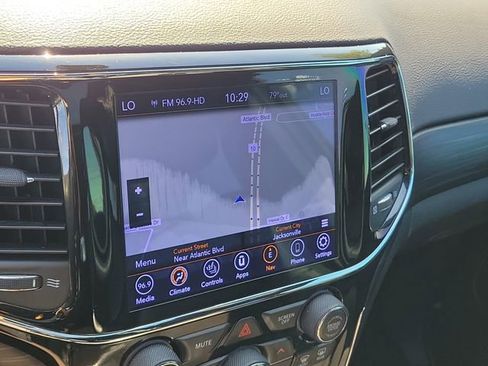Used 2021 Jeep Grand Cherokee Laredo X RWD image 31