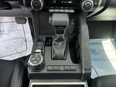 Used 2024 Toyota Tacoma TRD Off-Road AWD/4WD image 21