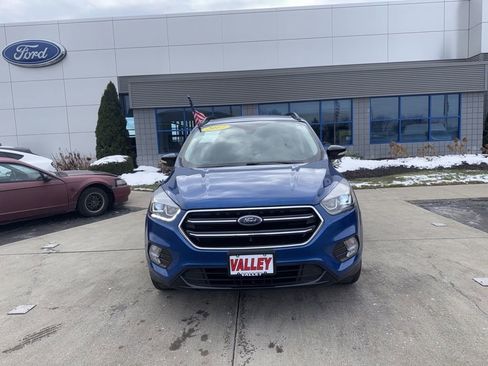 Used 2017 Ford Escape Titanium image 6
