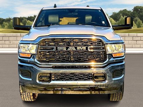 Used 2022 RAM 2500 Tradesman w/ Chrome Appearance Group image 3