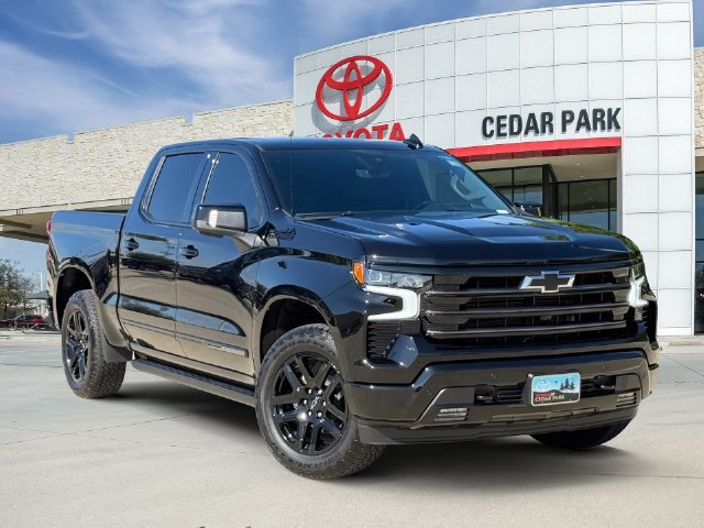 Used 2024 Chevrolet Silverado 1500 High Country w/ Midnight Edition AWD/4WD image 1