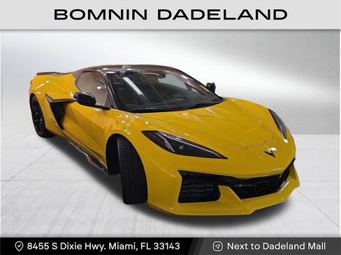 Used 2025 Chevrolet Corvette Z06 w/ Stealth Interior Trim Package image 1