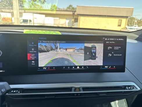 Certified 2025 BMW iX M60 image 27