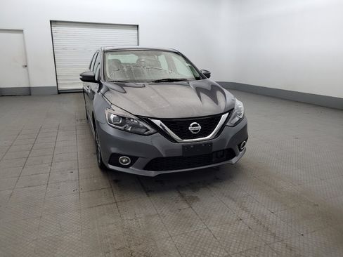 Used 2019 Nissan Sentra SR w/ Premium Package (SR) FWD image 14
