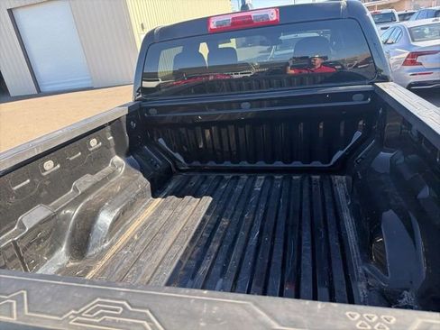 Used 2023 Chevrolet Colorado W/T image 13