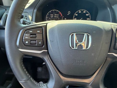 Used 2025 Honda Ridgeline RTL image 19
