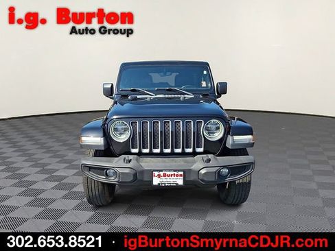 Used 2021 Jeep Wrangler Unlimited Sahara AWD/4WD image 2