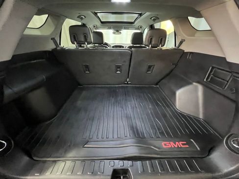 Used 2018 GMC Terrain SLT w/ Preferred Package image 27