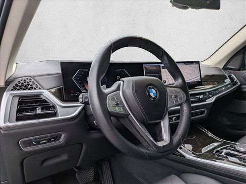 Certified 2024 BMW X7 xDrive40i AWD/4WD image 6