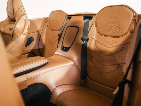 Used 2021 Aston Martin DBS Superleggera Volante image 33