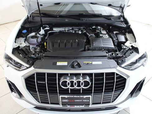 Used 2024 Audi Q3 2.0T Premium Plus image 18