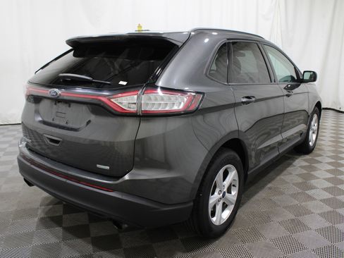 Used 2015 Ford Edge SE image 29