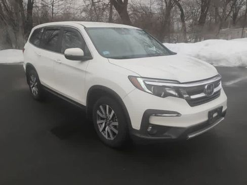 Used 2019 Honda Pilot EX image 1