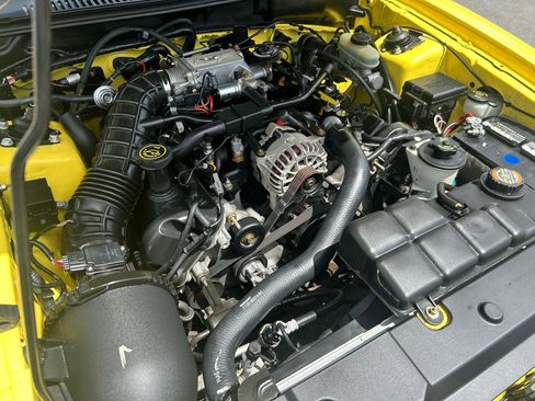 Used 2000 Ford Mustang GT RWD image 13