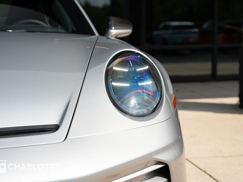 Used 2026 Porsche 911 GT3 RWD image 6