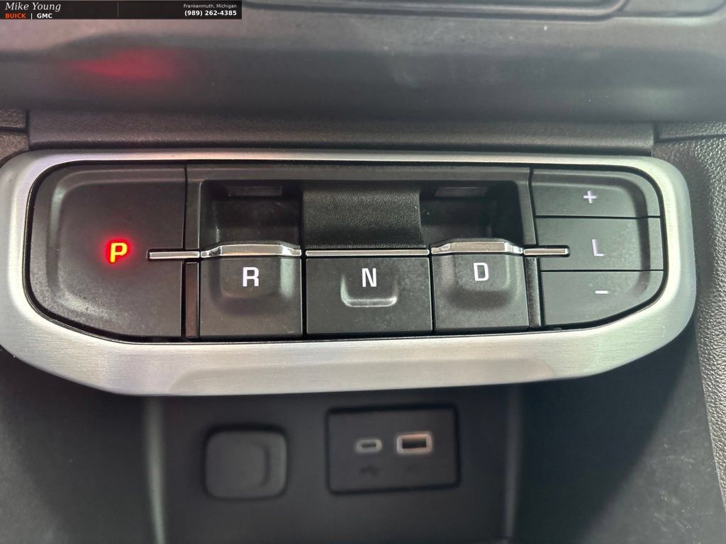 Used 2023 GMC Acadia SLE w/ Driver Convenience Package AWD/4WD image 31