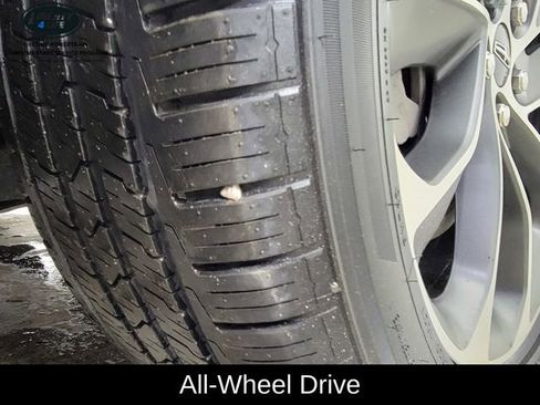 Used 2022 Lincoln Nautilus Reserve AWD/4WD image 11