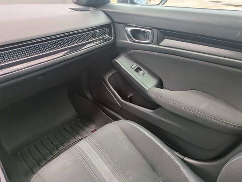 Used 2023 Honda Civic Sport image 16