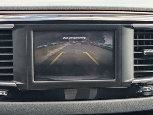 Used 2023 Chrysler Voyager LX FWD image 33