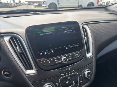 Used 2022 Chevrolet Malibu LS image 23