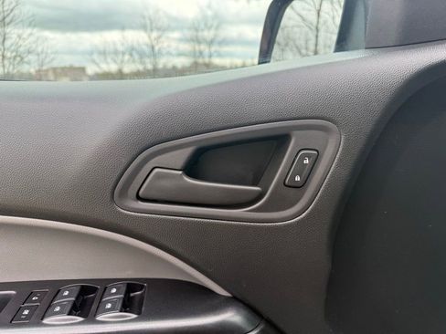 Used 2022 Chevrolet Colorado W/T RWD image 23
