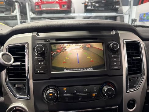 Used 2019 Nissan Titan SV AWD/4WD image 91