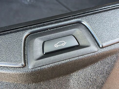 Used 2022 BMW X5 sDrive40i w/ Parking Assistance Package image 34