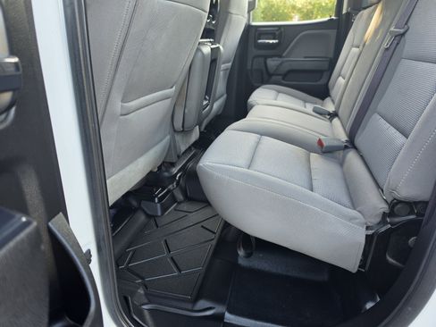 Used 2017 GMC Sierra 1500 4x4 Double Cab w/ Sierra Convenience Package image 19