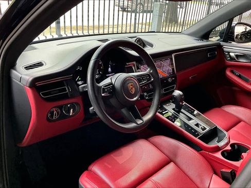Used 2023 Porsche Macan GTS AWD/4WD image 20