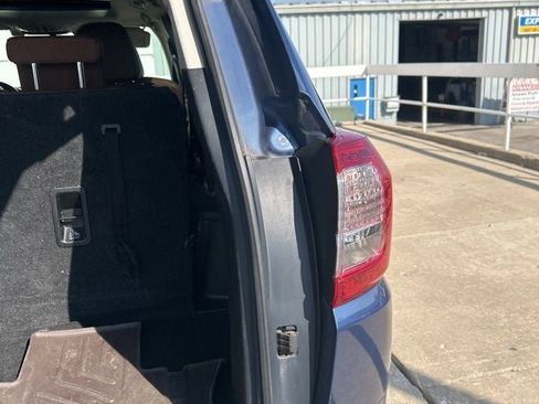 Used 2019 Subaru Ascent Touring image 18