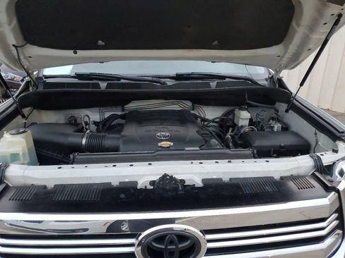 Used 2016 Toyota Tundra SR5 image 39