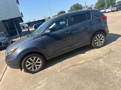 Used 2016 Kia Sportage LX w/ Option Group 017 AWD/4WD image 6