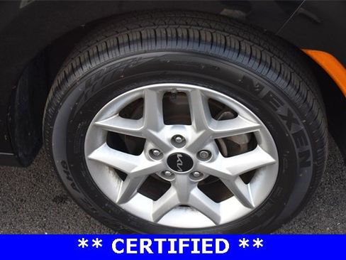 Certified 2024 Kia Soul LX w/ Option Group 015 image 11