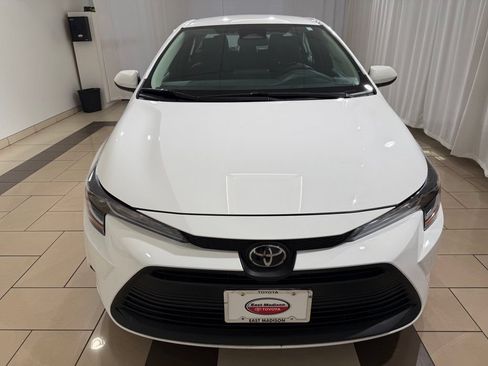 Certified 2026 Toyota Corolla LE FWD image 8