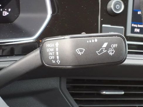 Used 2023 Volkswagen Jetta S image 21