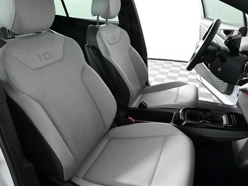 Certified 2021 Volkswagen ID.4 Pro S w/ Gradient Package RWD image 13