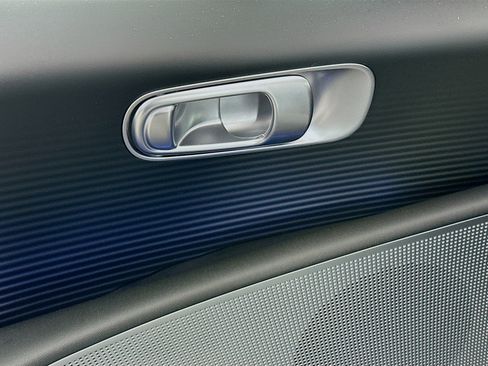 Used 2024 Hyundai Ioniq 6 SEL image 15