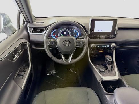 Used 2023 Toyota RAV4 SE image 24