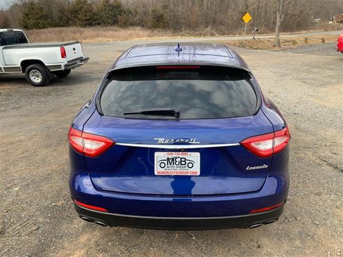 Used 2017 Maserati Levante image 7