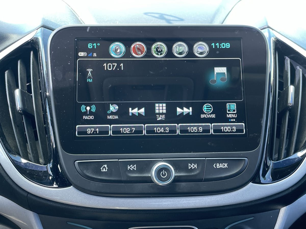 Used 2018 Chevrolet Volt LT FWD image 13