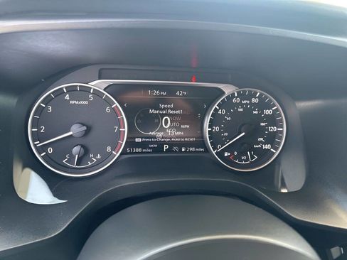 Used 2024 Nissan Rogue S AWD/4WD image 15