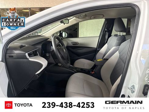 Used 2022 Toyota Corolla LE FWD image 15