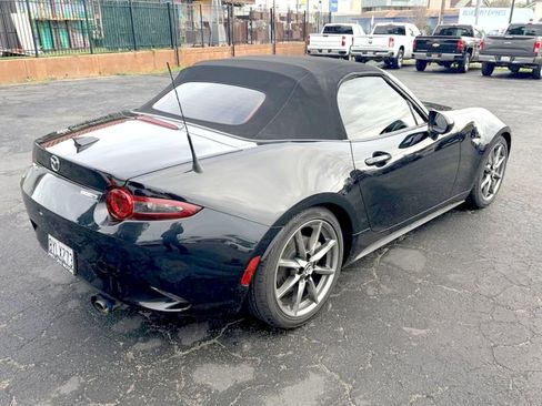 Used 2021 MAZDA MX-5 Miata Grand Touring image 6