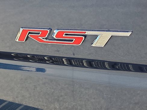 Used 2022 Chevrolet Silverado 1500 RST w/ Convenience Package II image 8