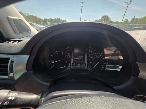 Used 2011 Lexus GX 460 Premium w/ Comfort Plus Pkg image 16